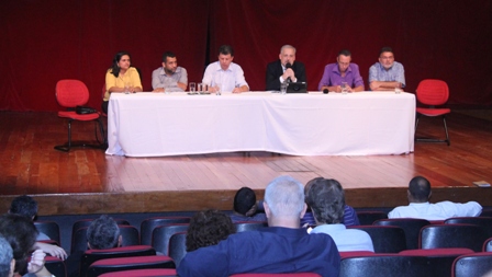 deputados banc&aacute;rios